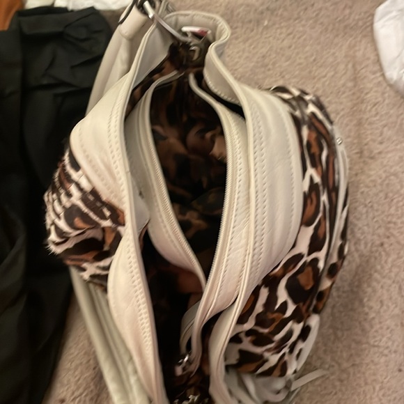 B. Makowsky animal print tote with tassels and inner pocket - Picture 5 of 6
